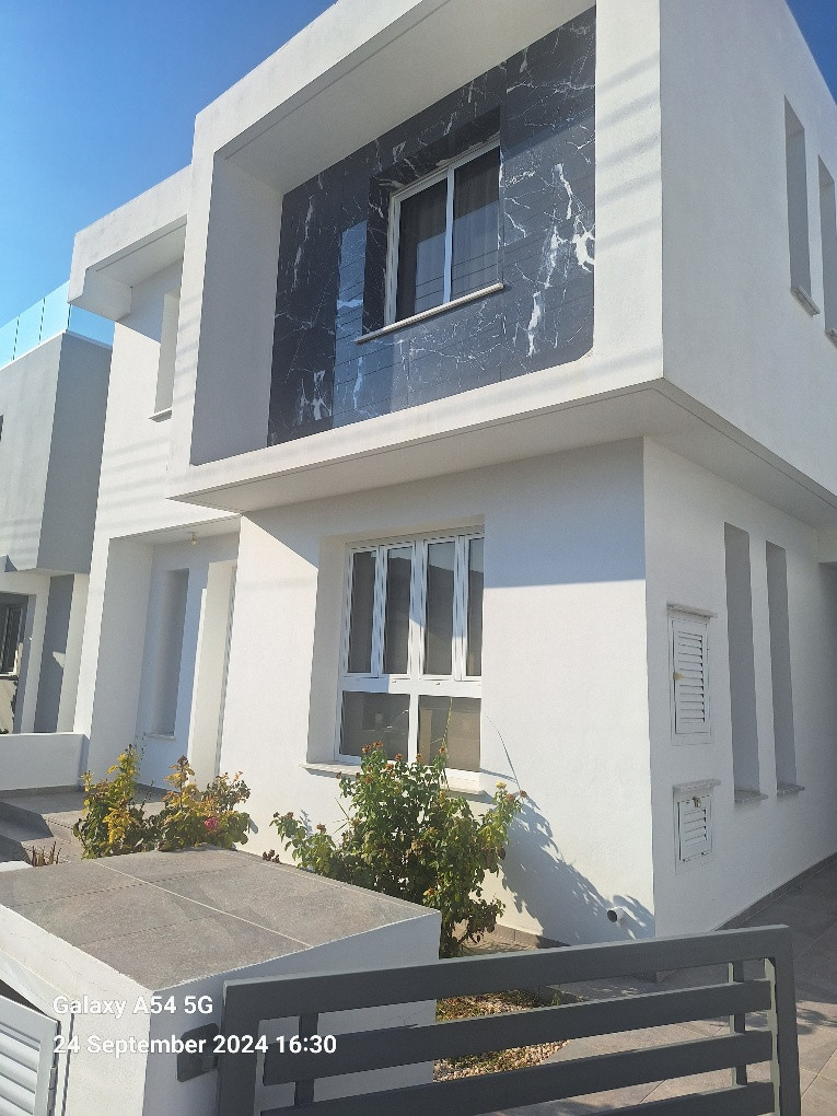 3 Bedrooms House / Villa in Livadia, Larnaca
