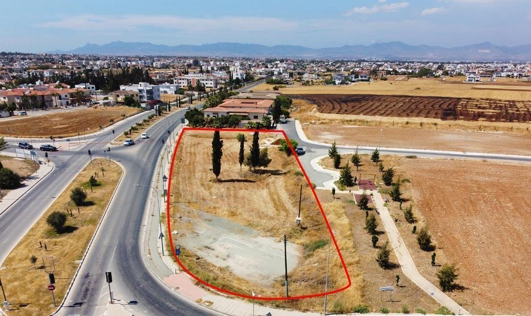 Land in Lakatamia, Nicosia