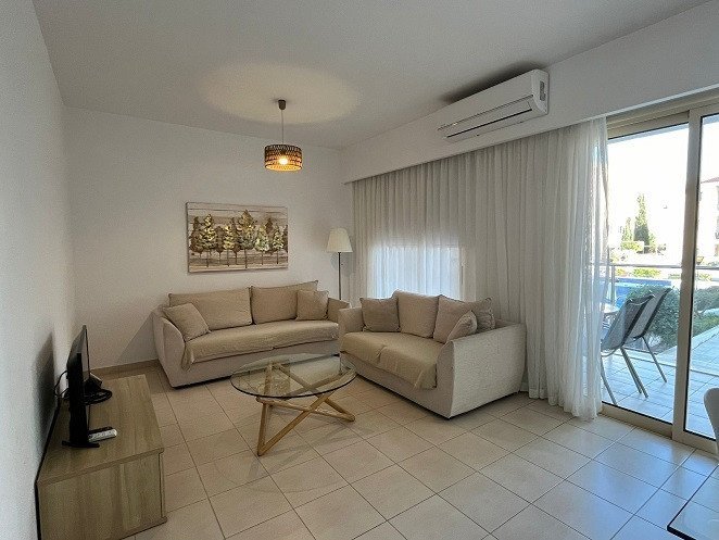 2 Bedrooms Apartment in Universal, Paphos