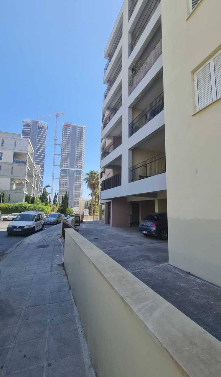 2 Bedrooms Apartment in Neapolis, Limassol