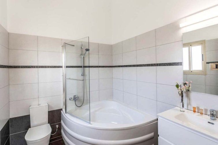 3 Bedrooms House / Villa in Prodromi, Paphos