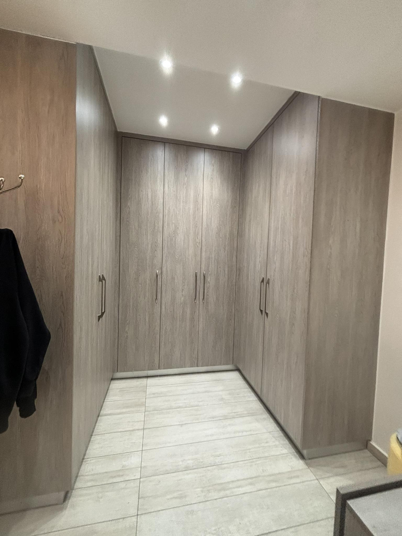 4 Bedrooms Apartment in Mesa Geitonia, Limassol