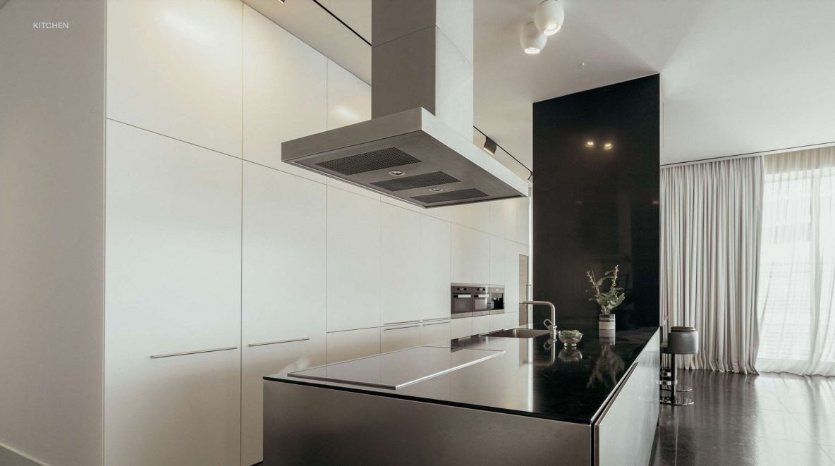 4 Bedrooms Apartment in Neapolis, Limassol