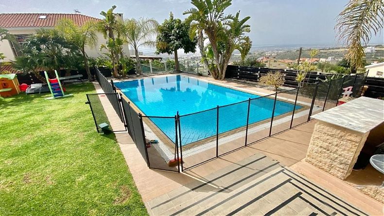 5 Bedrooms House / Villa in Agia Fyla, Limassol