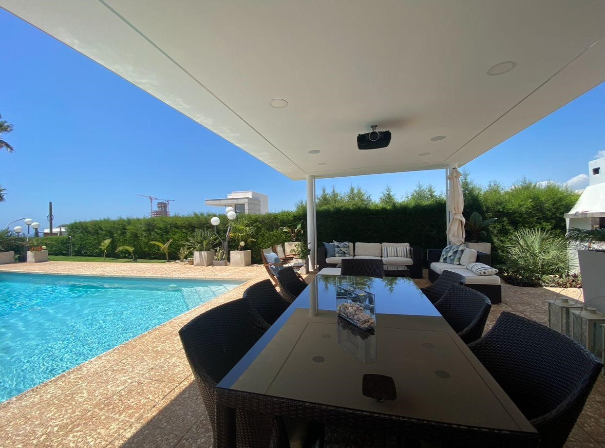 7 Bedrooms House / Villa in Agios Tychonas, Limassol