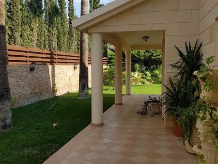 5 Bedrooms House / Villa in Armenochori, Limassol