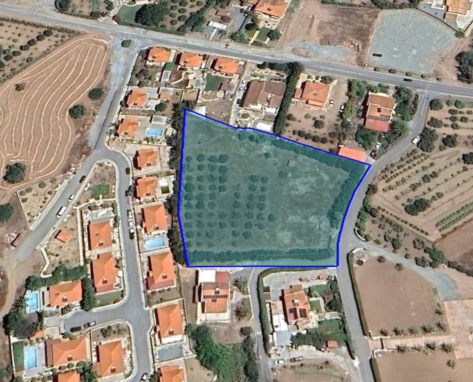 Land in Moni, Limassol