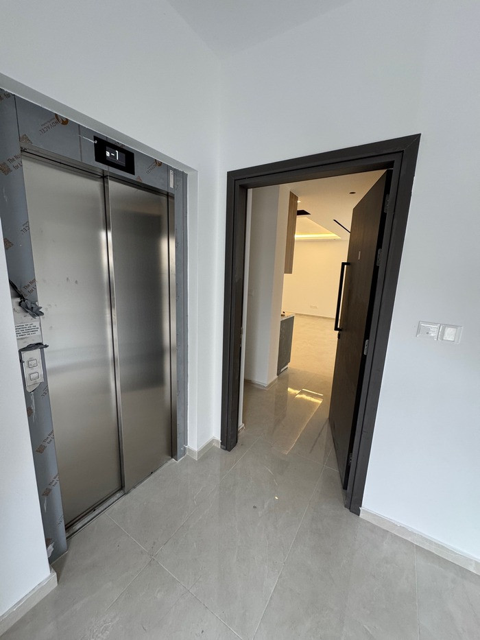 4 Bedrooms Apartment in Agios Athanasios, Limassol