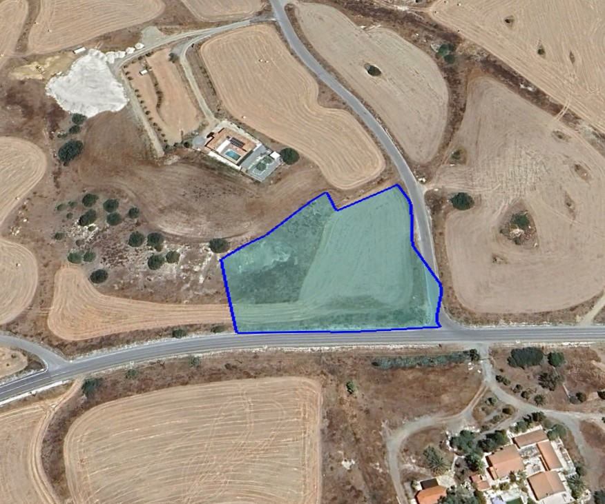 Land in Monagroulli, Limassol