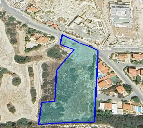Land in Agios Tychonas, Limassol
