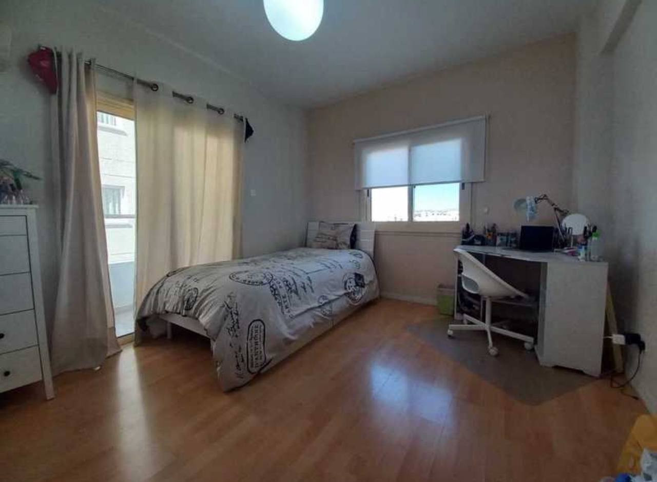 4 Bedrooms Apartment in Molos, Limassol