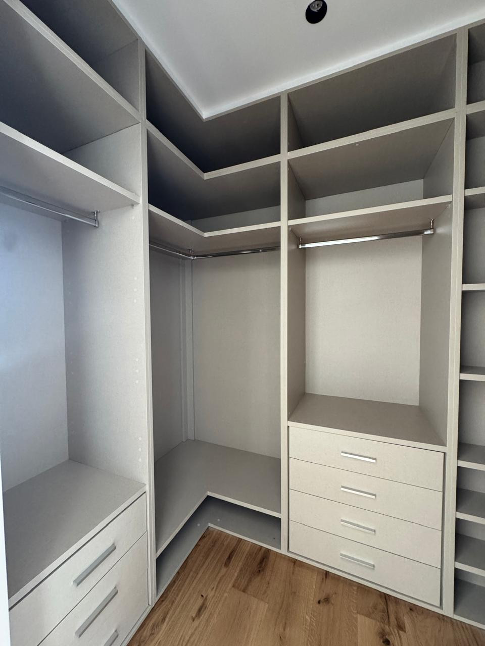 4 Bedrooms House / Villa in Agios Athanasios, Limassol