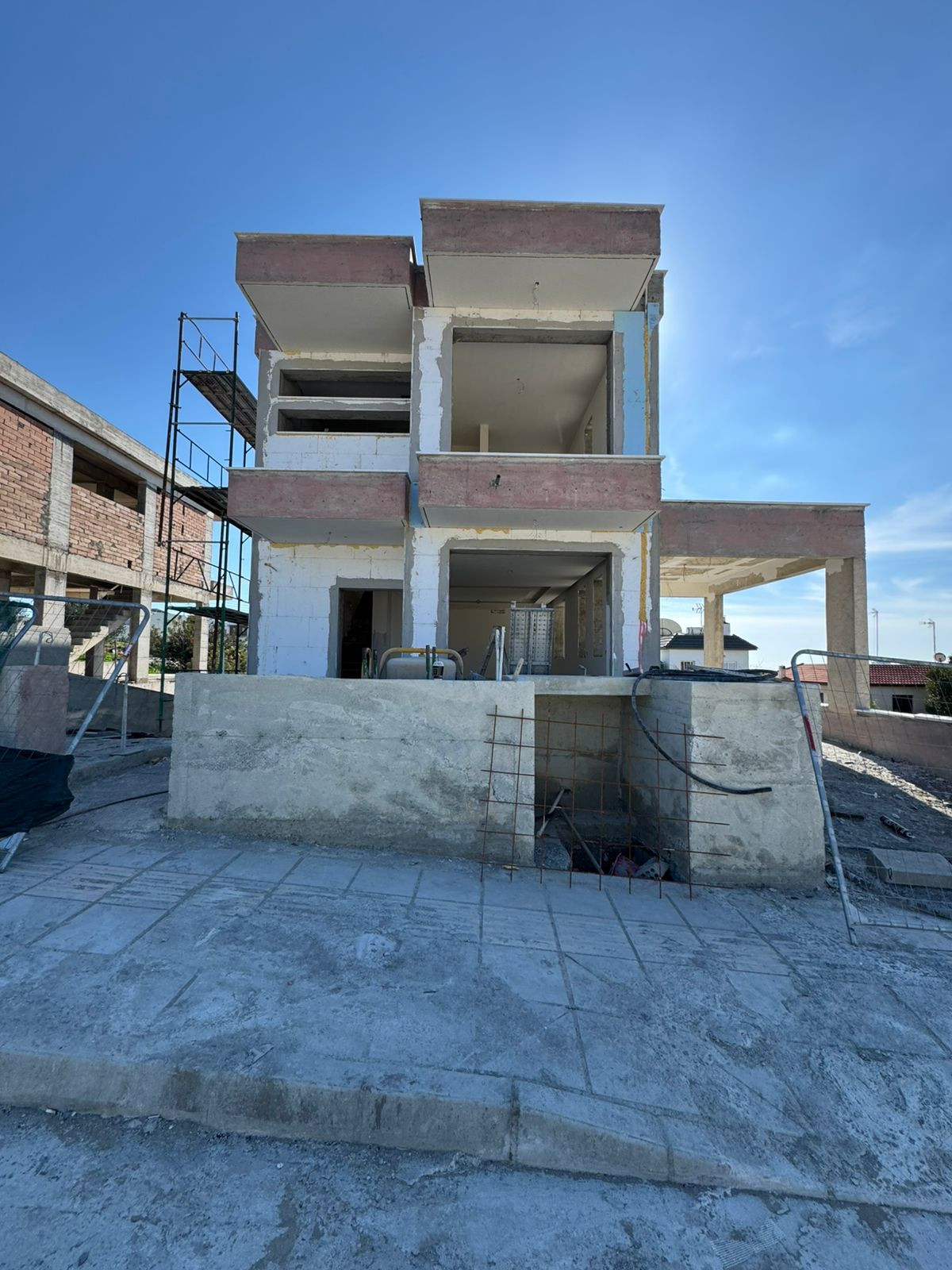 3 Bedrooms House / Villa in Kolossi, Limassol