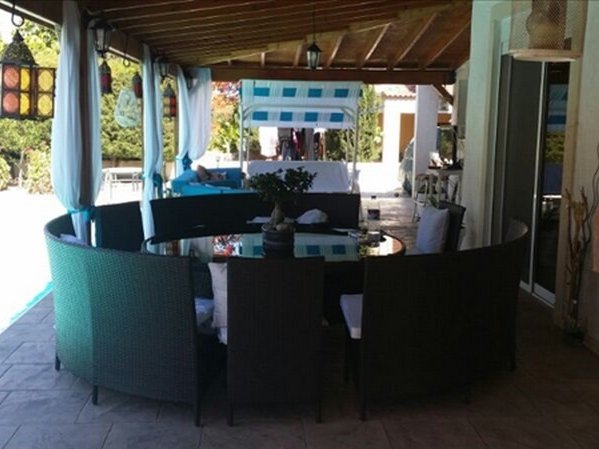 4 Bedrooms House / Villa in Agios Tychonas, Limassol