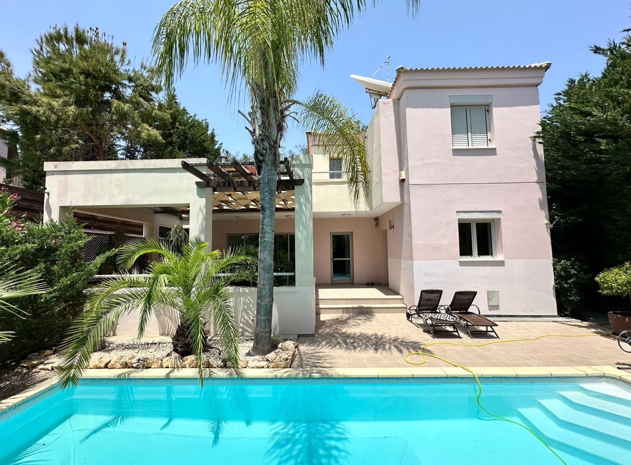 3 Bedrooms House / Villa in Amathus, Limassol