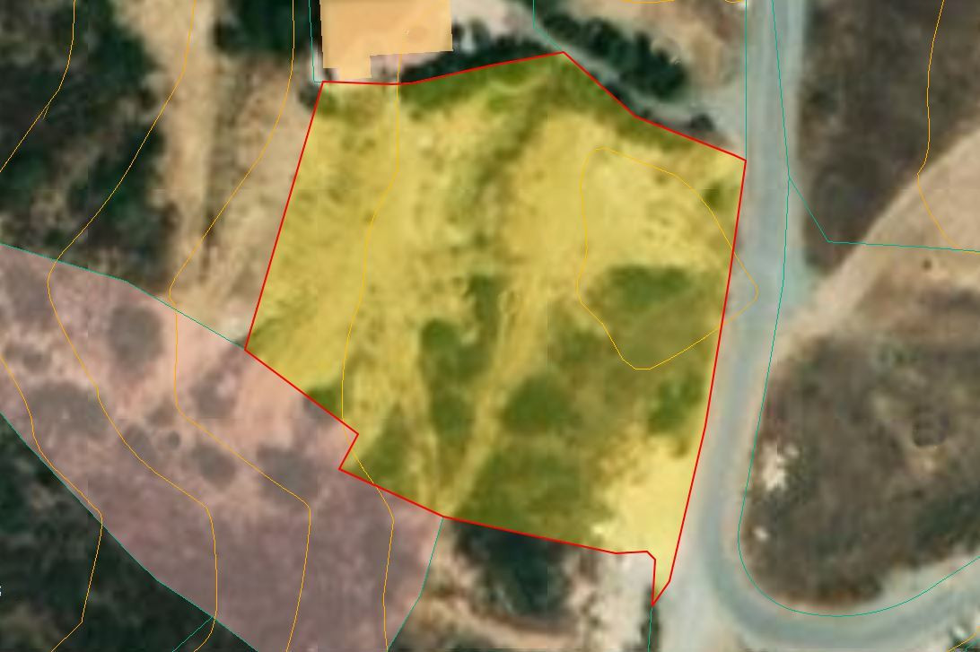 Land in Pareklissia, Limassol