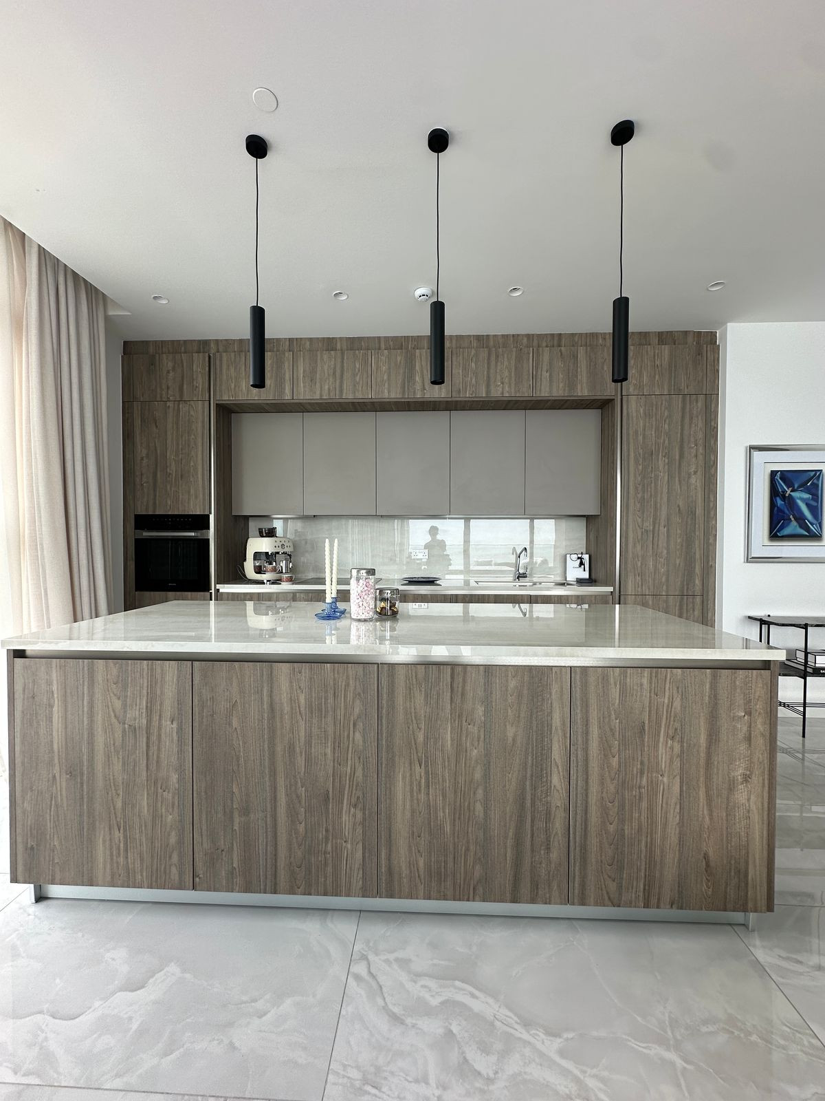 4 Bedrooms Apartment in Poseidonia Area, Limassol