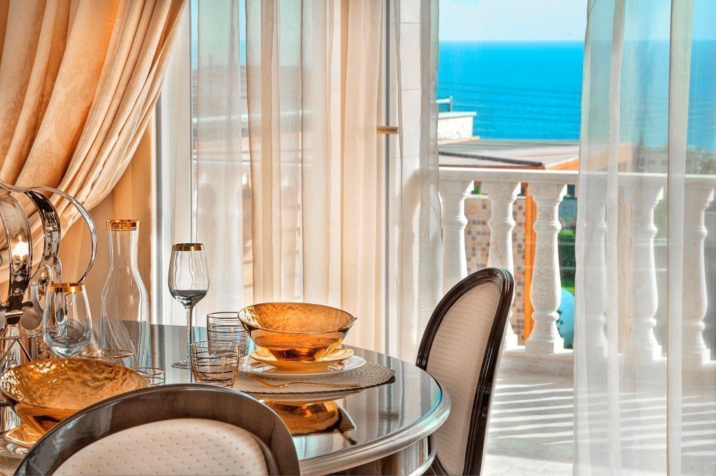 4 Bedrooms House / Villa in Agios Tychonas, Limassol