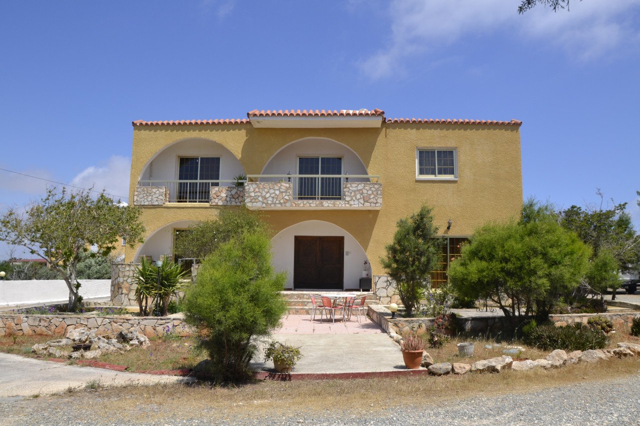 4 Bedrooms House / Villa in Ayia Napa, Famagusta