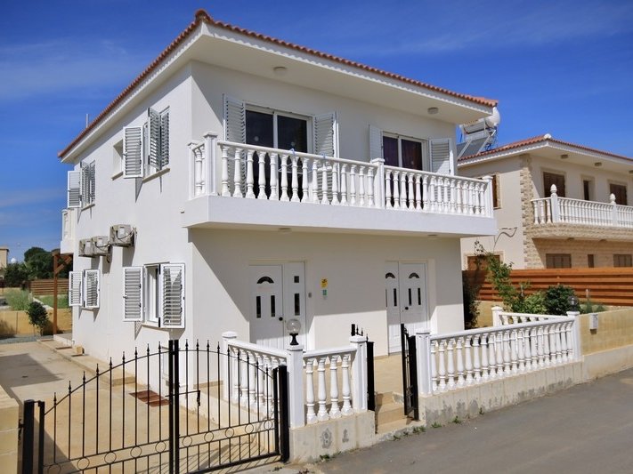 3 Bedrooms House / Villa in Ayia Napa, Famagusta