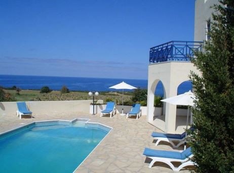 3 Bedrooms House / Villa in Saint Georges, Paphos