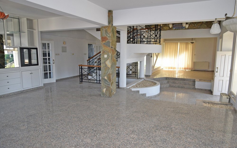 4 Bedrooms House / Villa in Nicosia, Nicosia