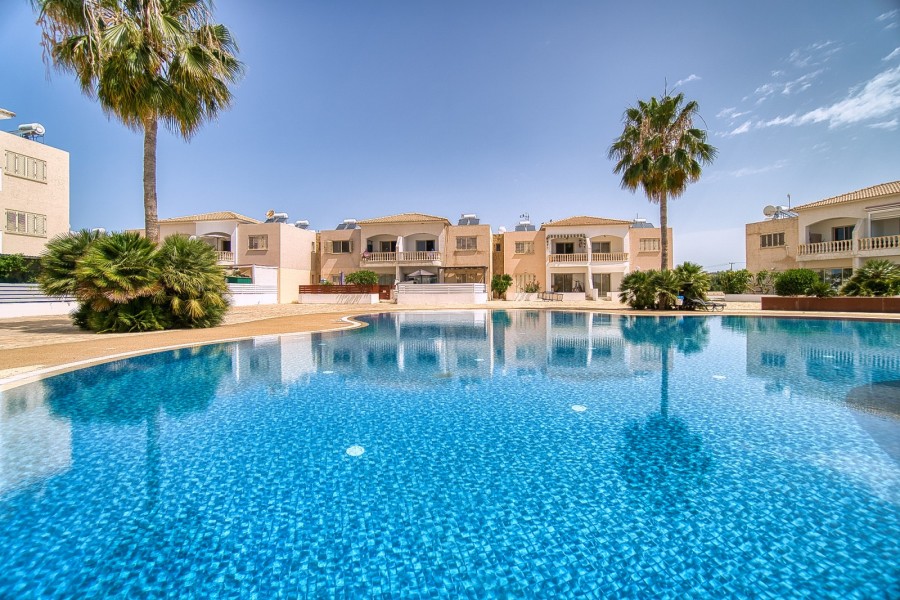 2 Bedrooms Apartment in Agia Varvara, Paphos