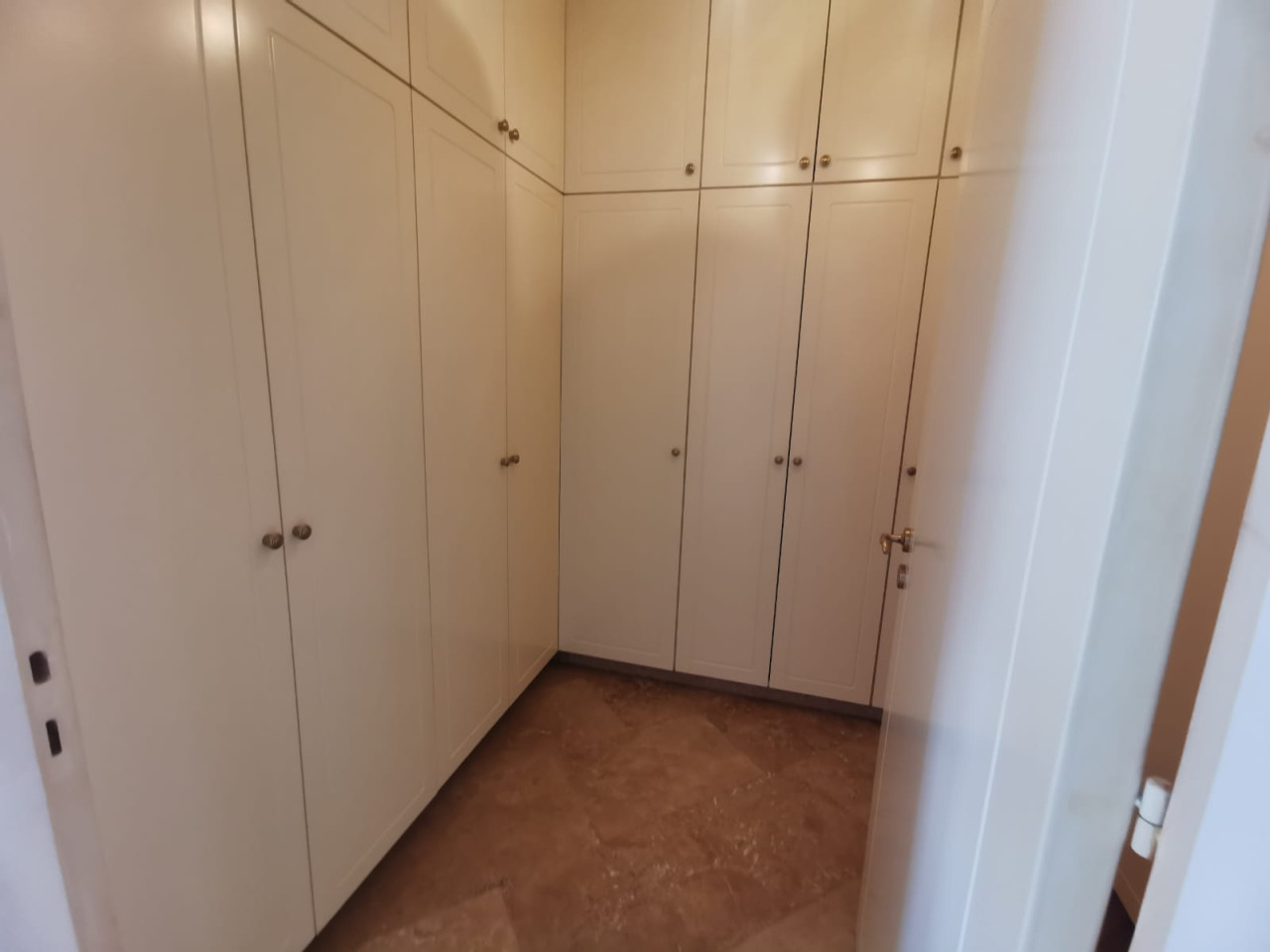 4 Bedrooms House / Villa in Sea Caves, Paphos