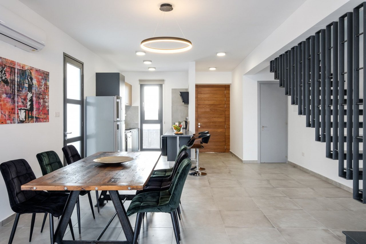 4 Bedrooms House / Villa in Livadia, Larnaca