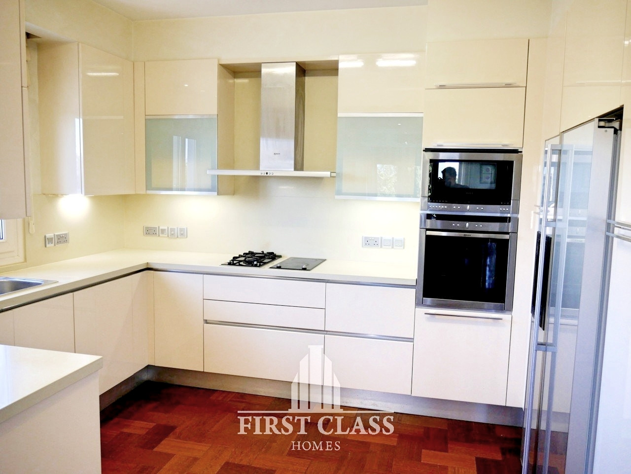 5 Bedrooms House / Villa in Panthea, Limassol