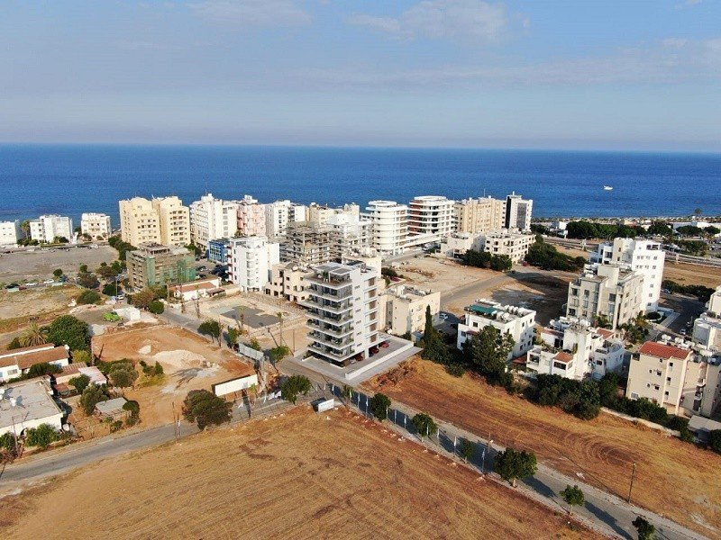 3 Bedrooms Apartment in Larnaca, Larnaca