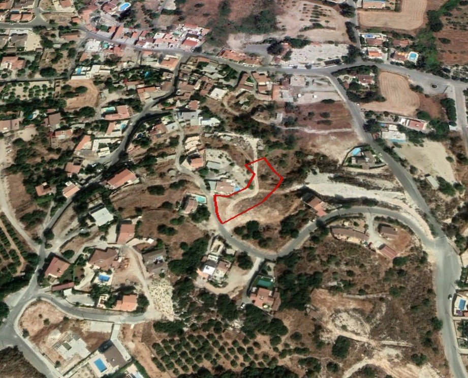 Land in Foinikaria, Limassol