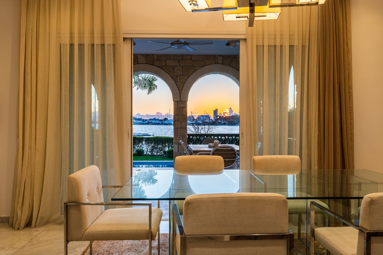 5 Bedrooms House / Villa in Limassol Marina, Limassol