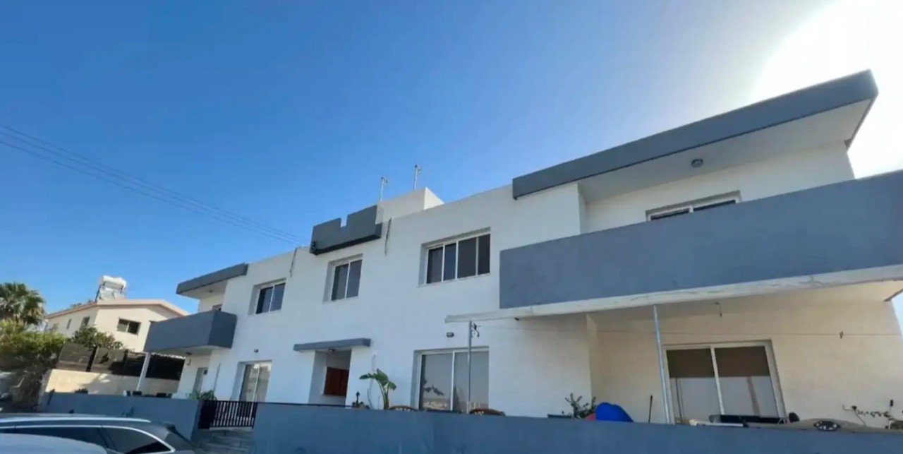 Building in Kolossi, Limassol