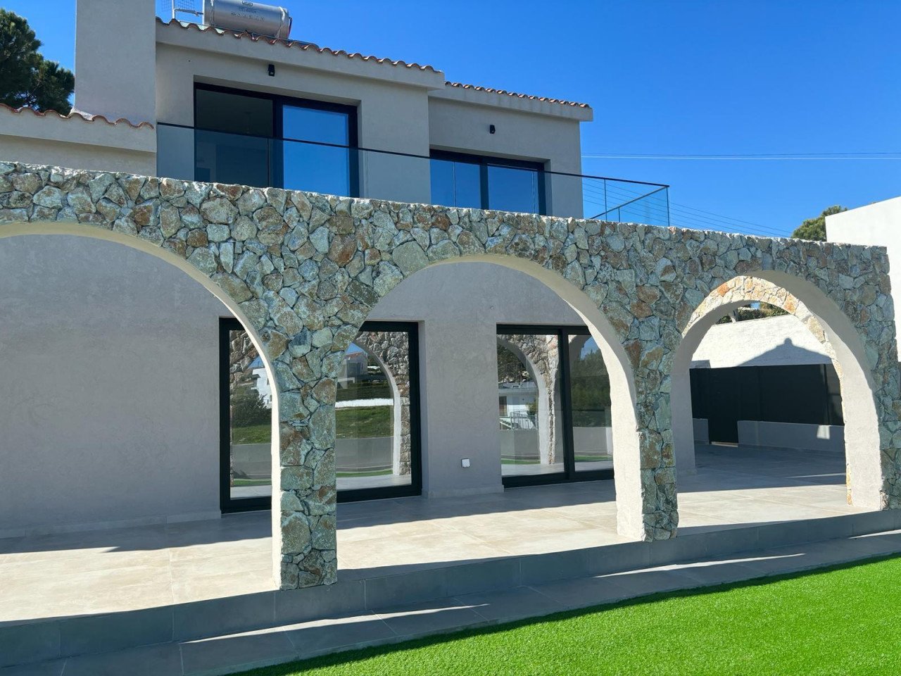 3 Bedrooms House / Villa in Episkopi, Limassol