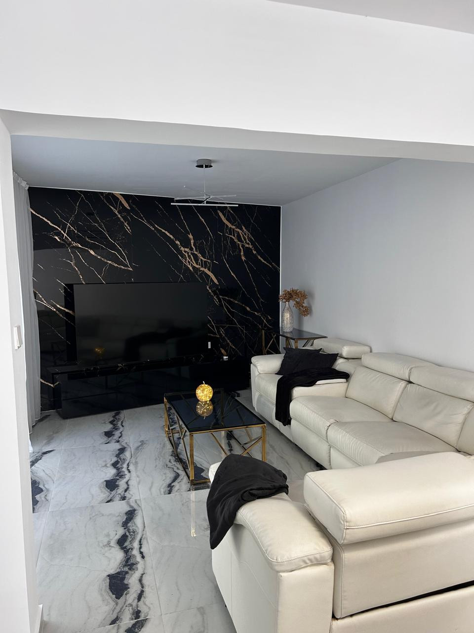 4 Bedrooms House / Villa in Agios Tychonas, Limassol