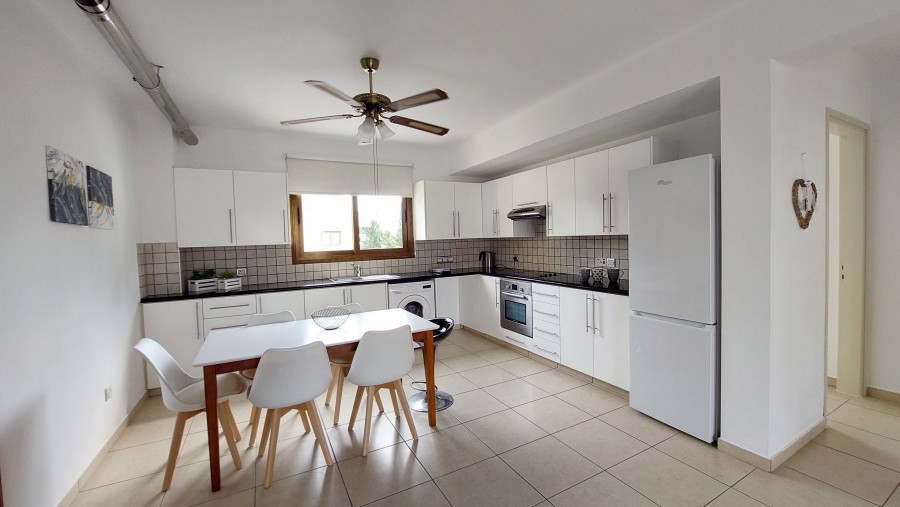 2 Bedrooms Apartment in Kato Paphos, Paphos