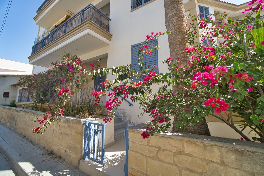 2 Bedrooms Apartment in Limassol, Limassol