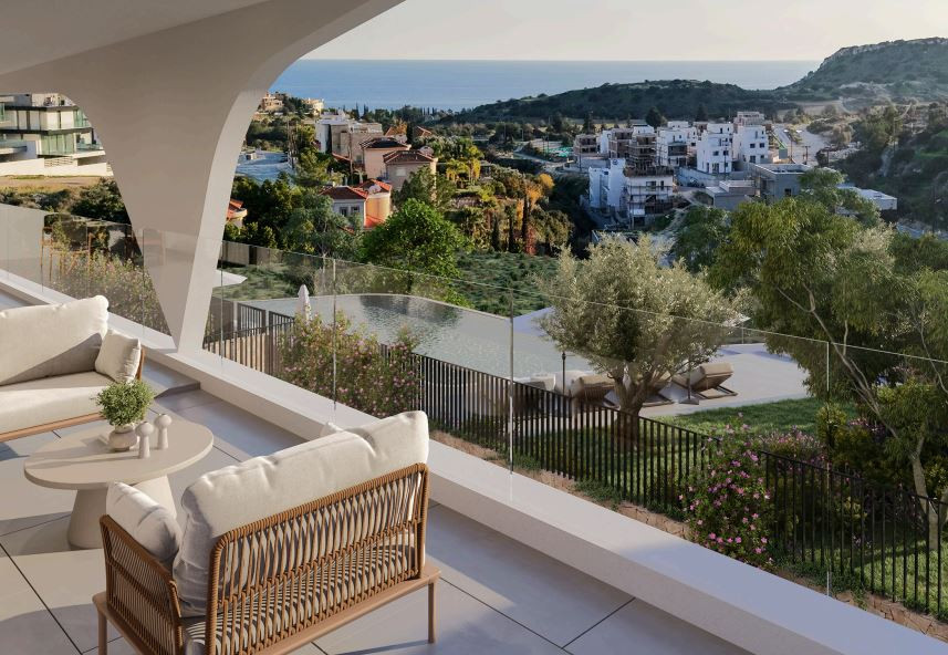 4 Bedrooms Apartment in Agios Tychonas, Limassol