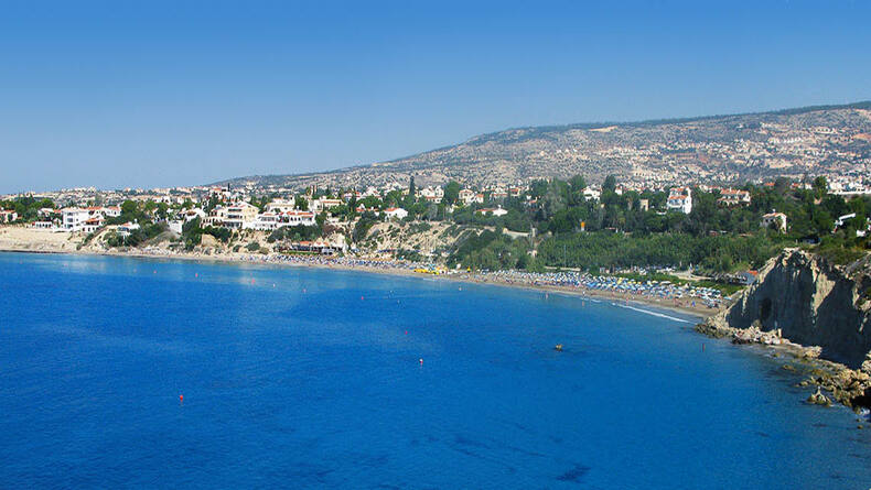 4 Bedrooms House / Villa in Coral Bay, Paphos