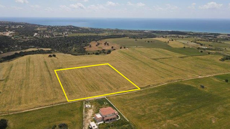 Land in Kouklia, Paphos