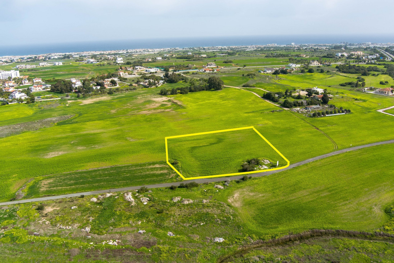 Land in Paralimni, Famagusta