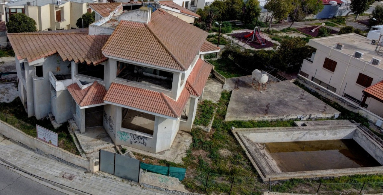 4 Bedrooms House / Villa in Latsia, Nicosia