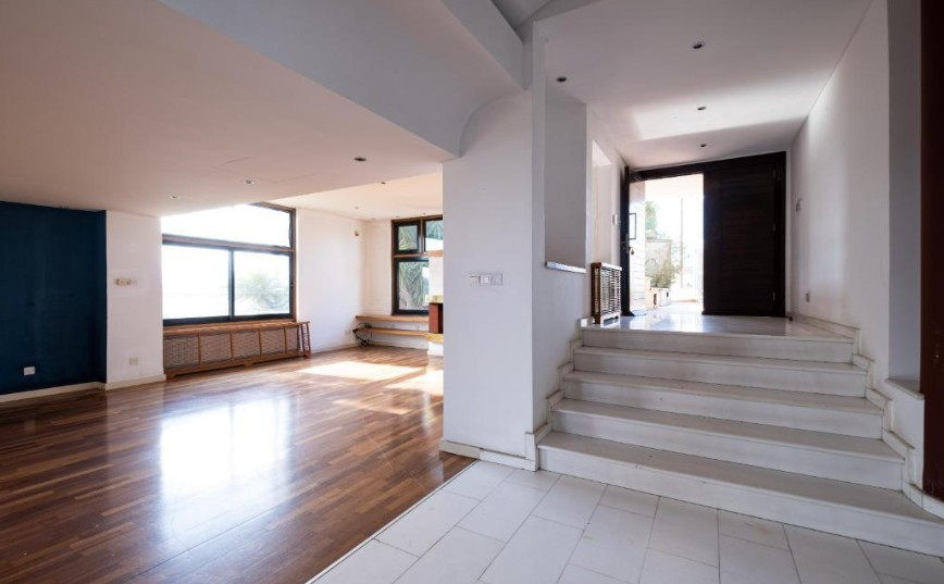 4 Bedrooms House / Villa in Strovolos, Nicosia