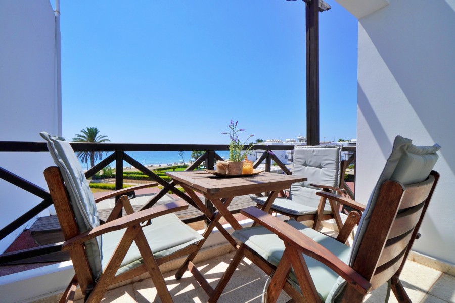 2 Bedrooms Apartment in Meneou, Larnaca