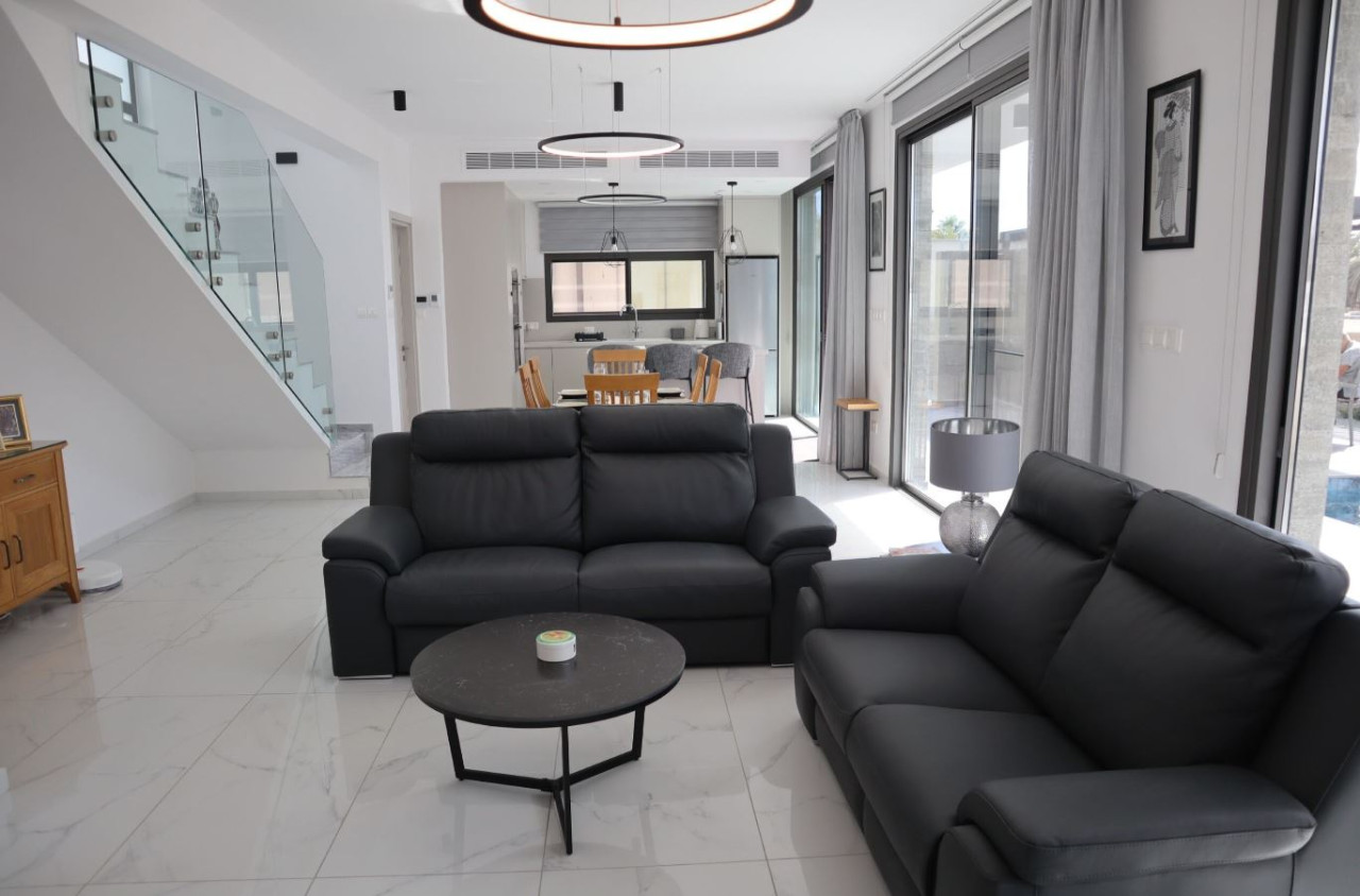 3 Bedrooms House / Villa in Geroskipou, Paphos