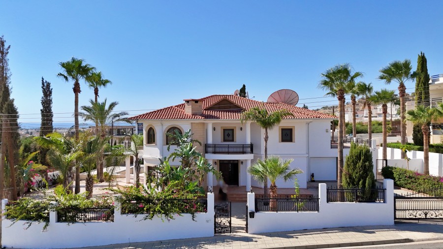 4 Bedrooms House / Villa in Oroklini, Larnaca