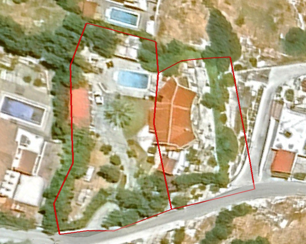 Land in Agios Tychonas, Limassol