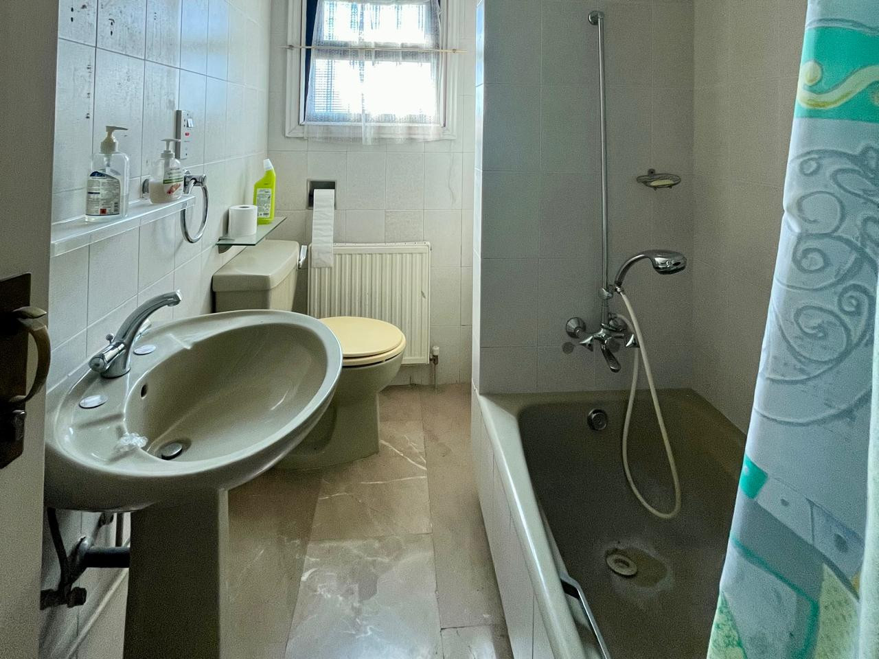 3 Bedrooms House / Villa in Nicosia, Nicosia