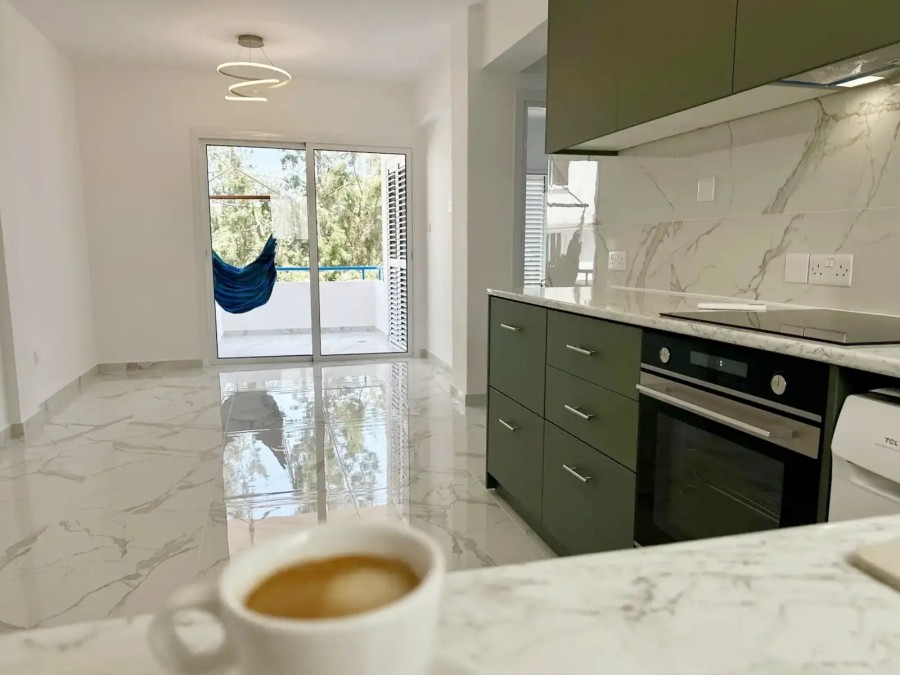 2 Bedrooms Apartment in Larnaca, Larnaca